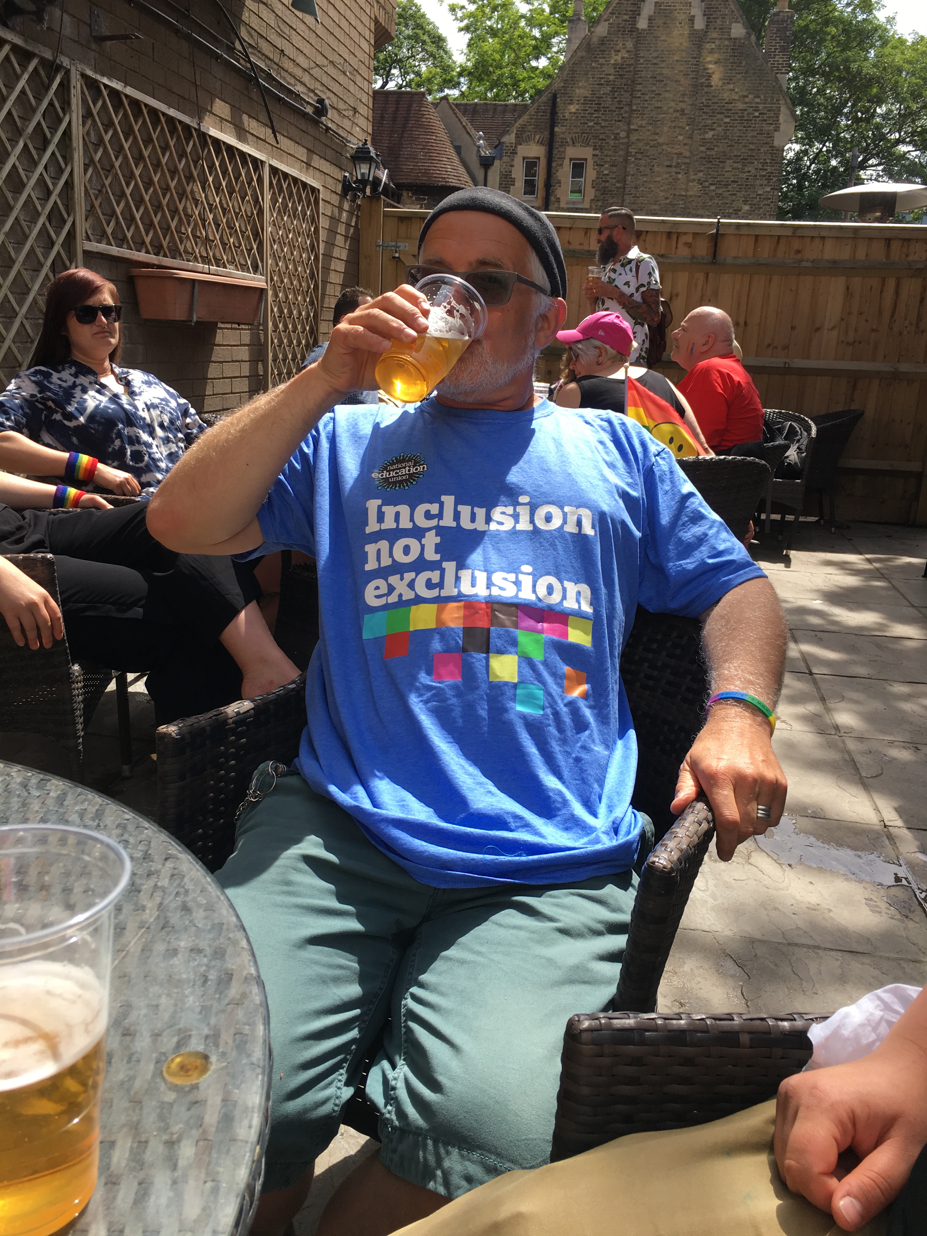 23AE611B-71B5-49B9-9C19-6F30B6B7F6A8